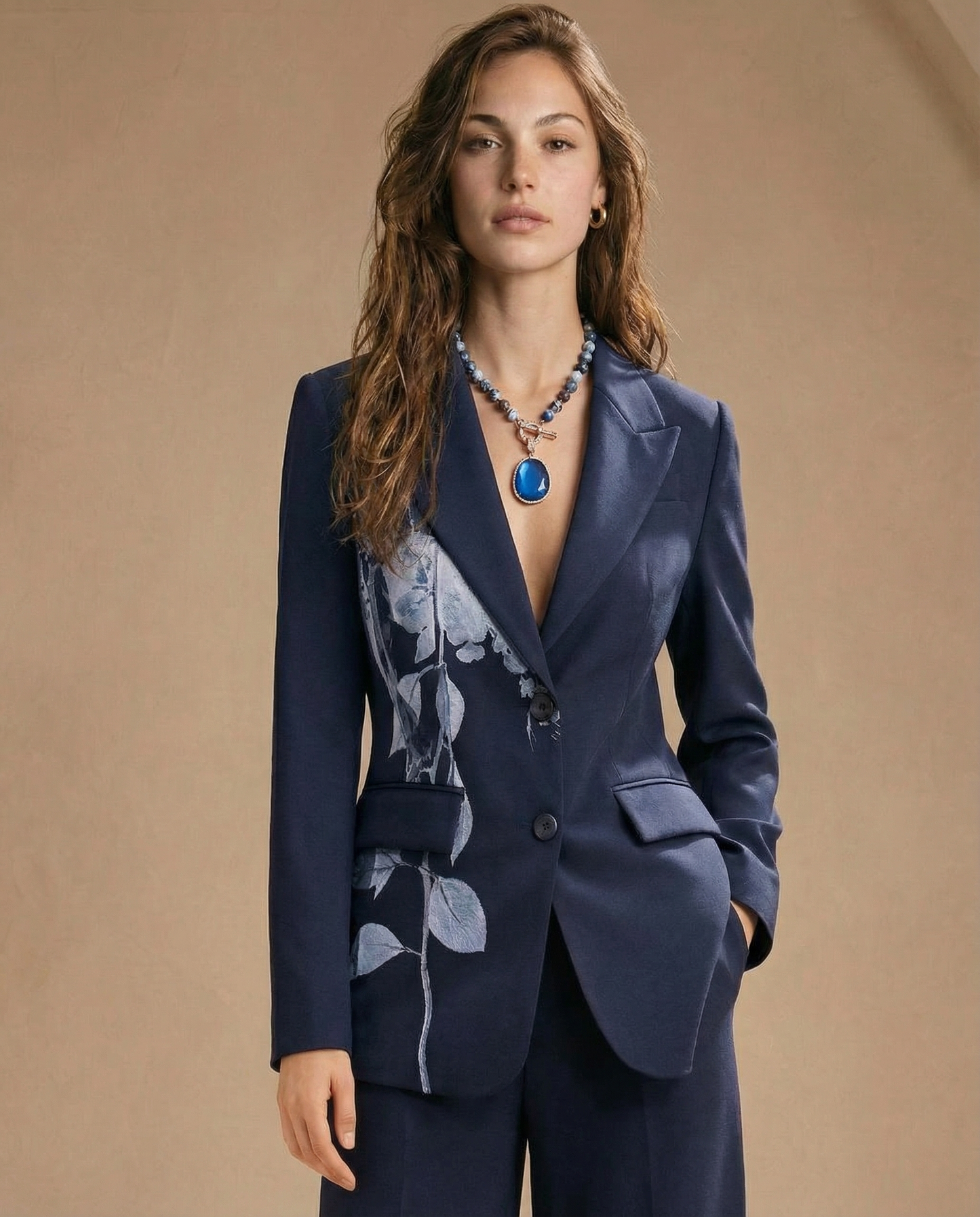 Blue Agate Choker Necklace