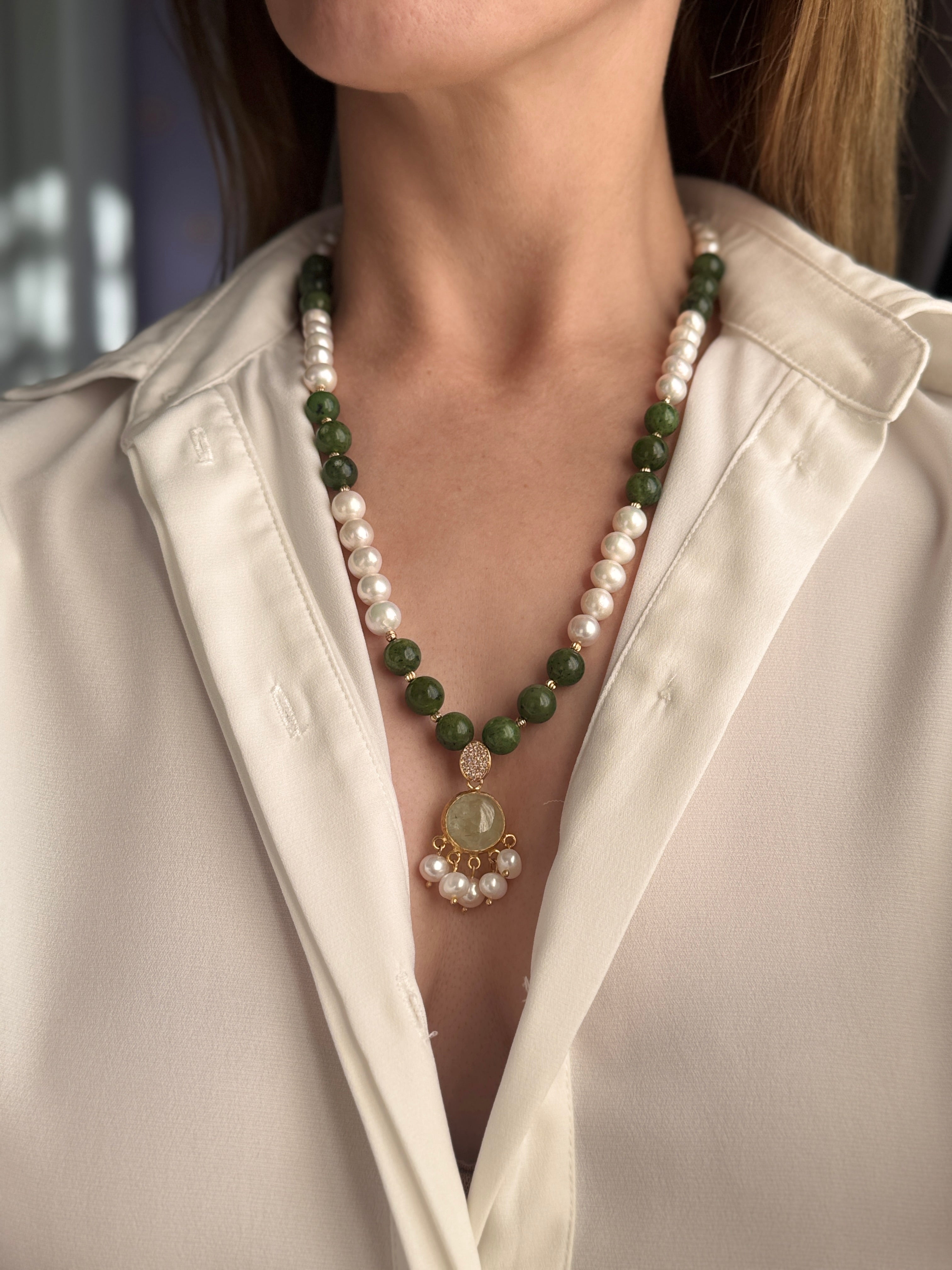Quenn Jade Pearl Necklace