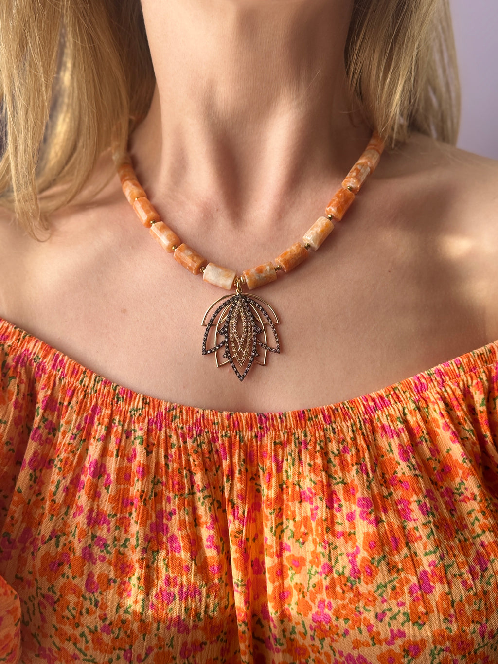 Lotus Agate Necklace