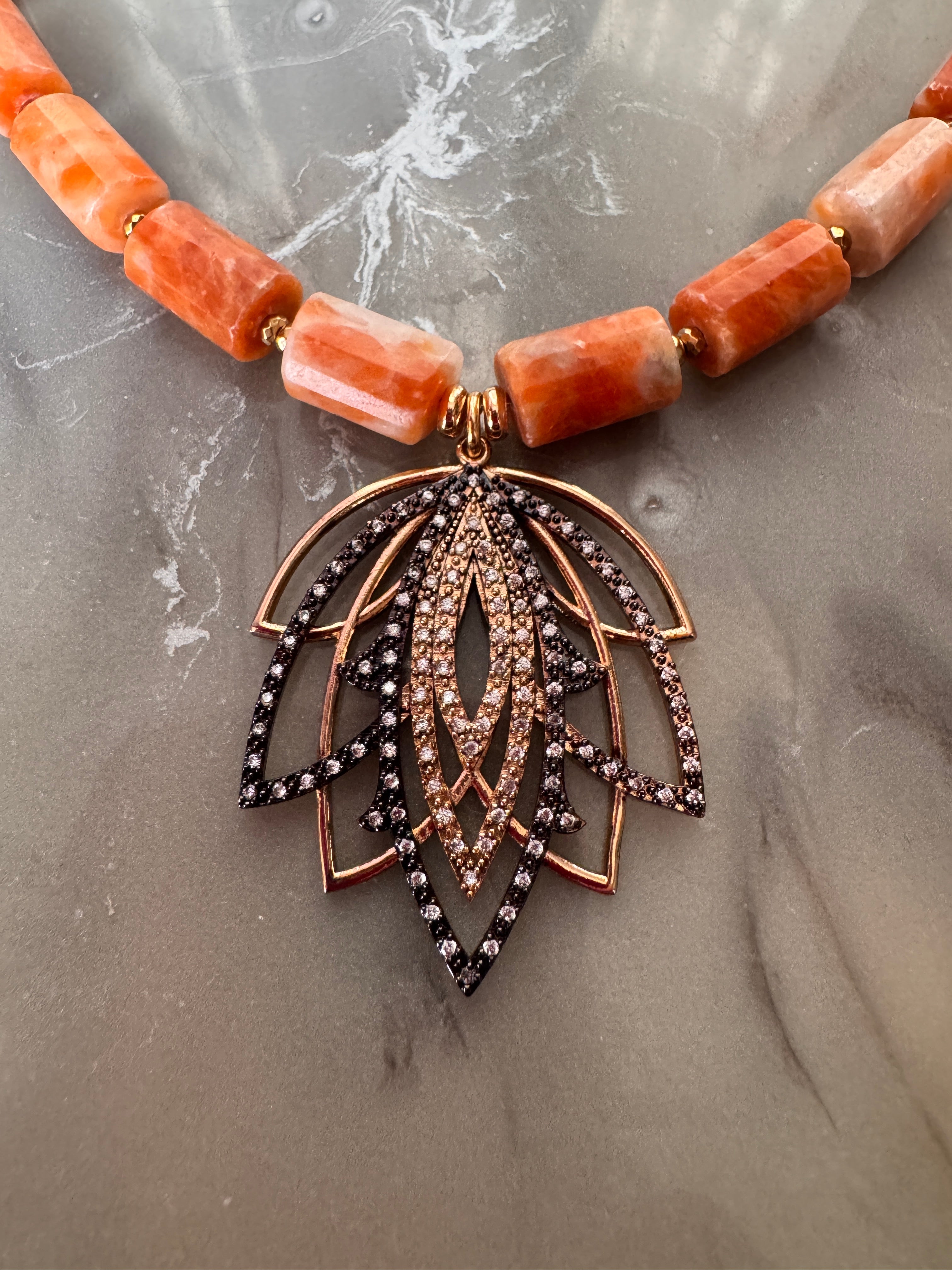 Lotus Agate Necklace