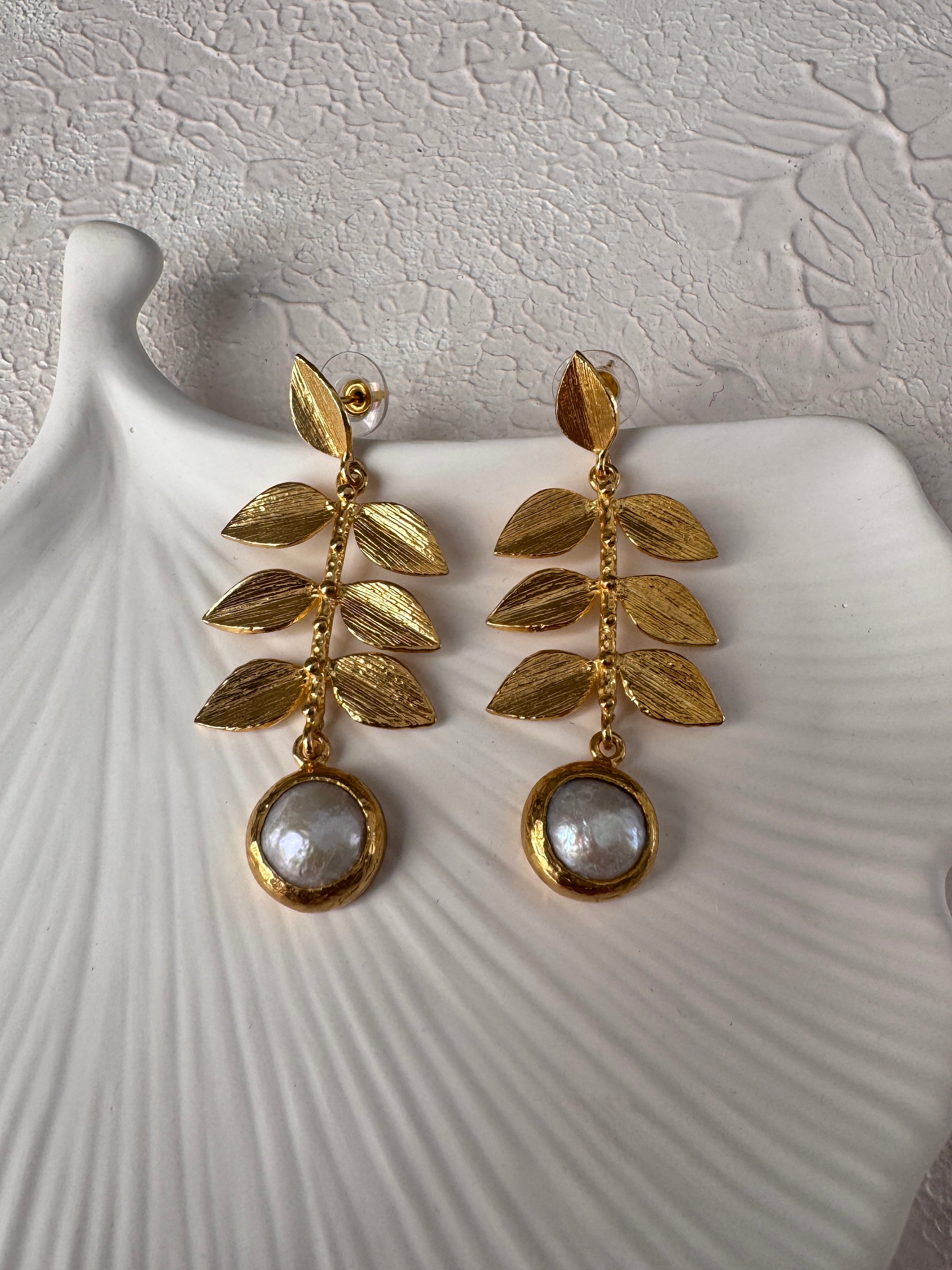 Leaf Pearl Earrings