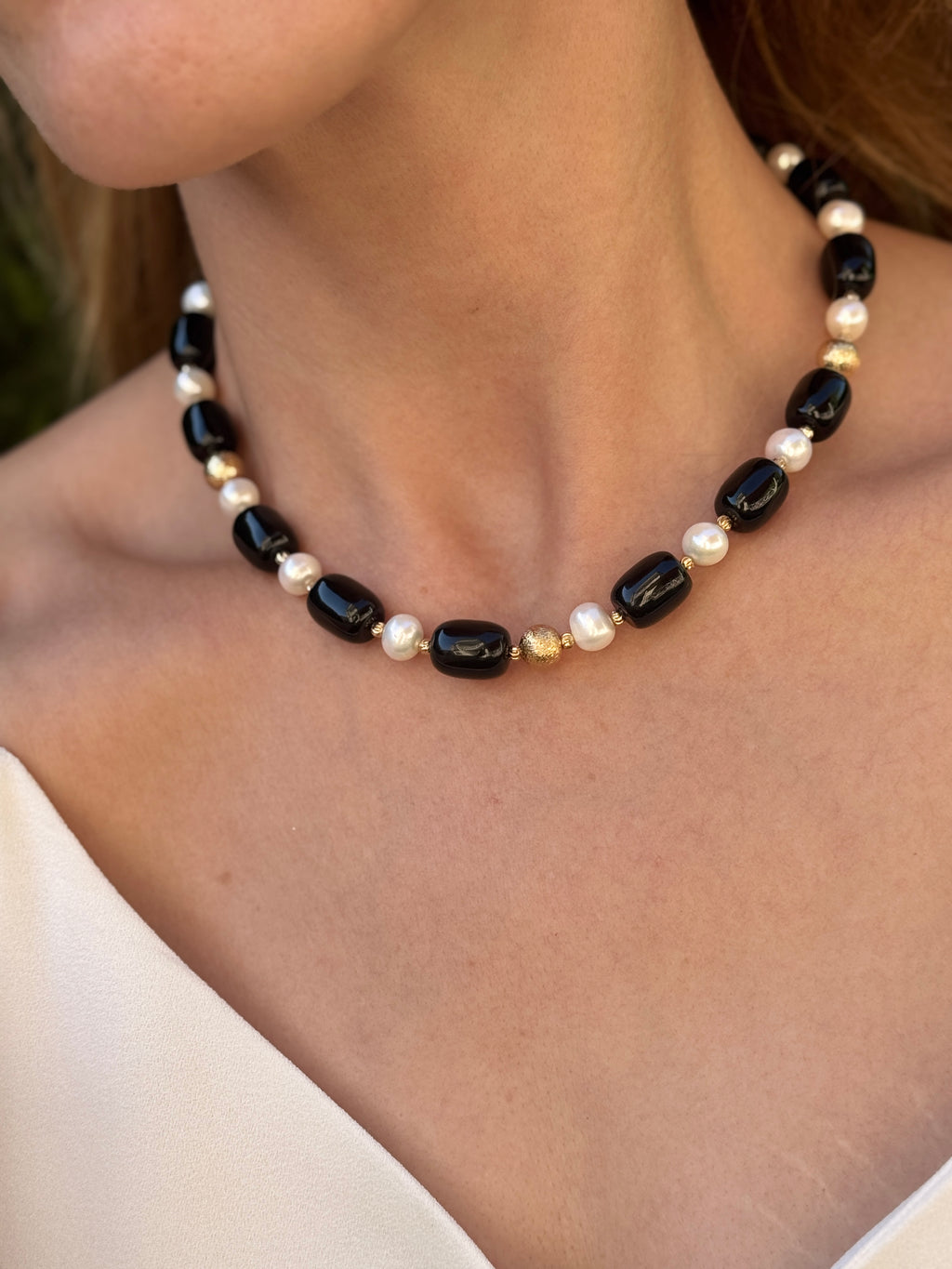 Noir Pearl Choker Necklace