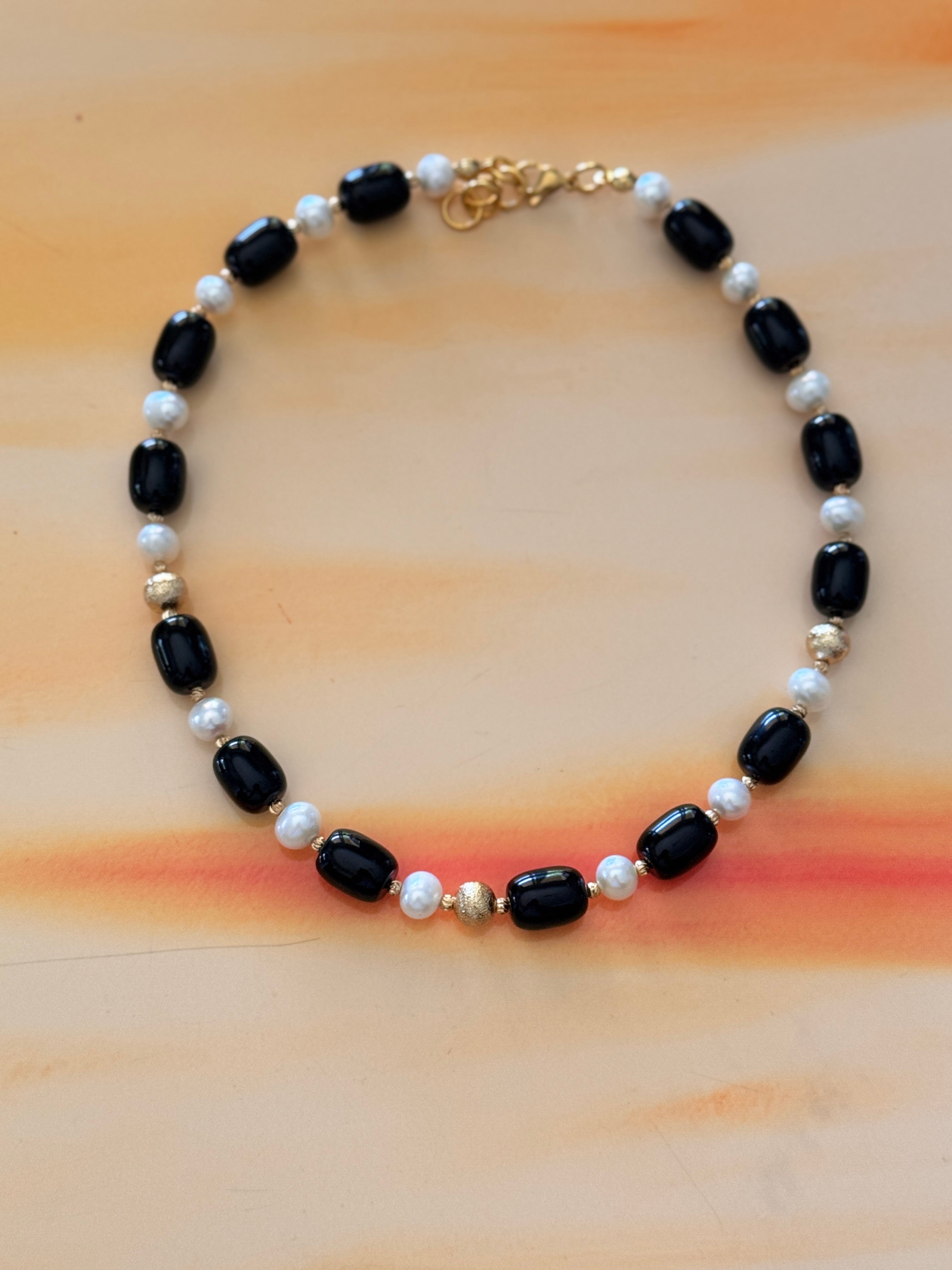 Noir Pearl Choker Necklace