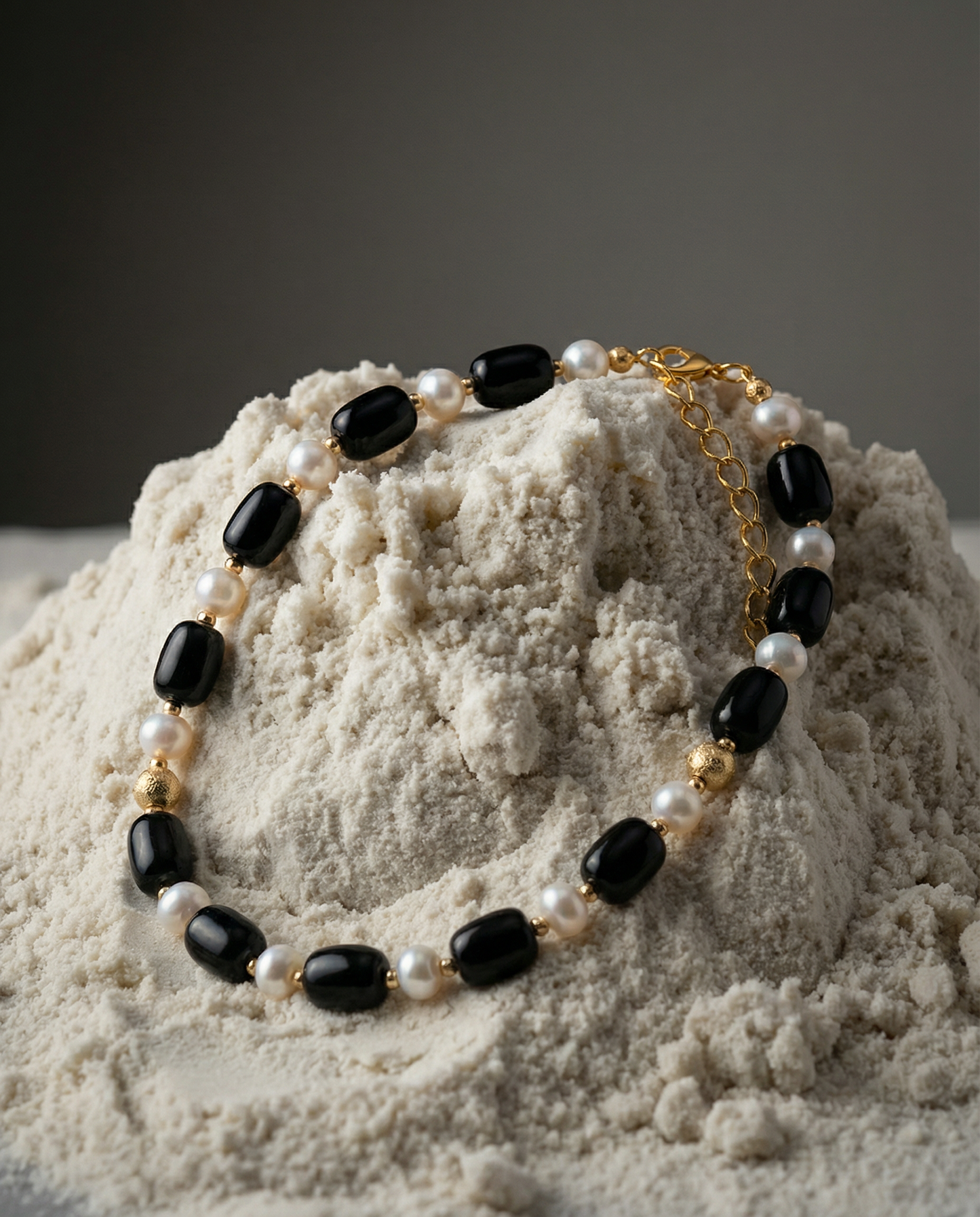 Noir Pearl Choker Necklace