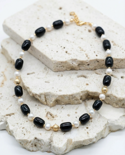 Noir Pearl Choker Necklace