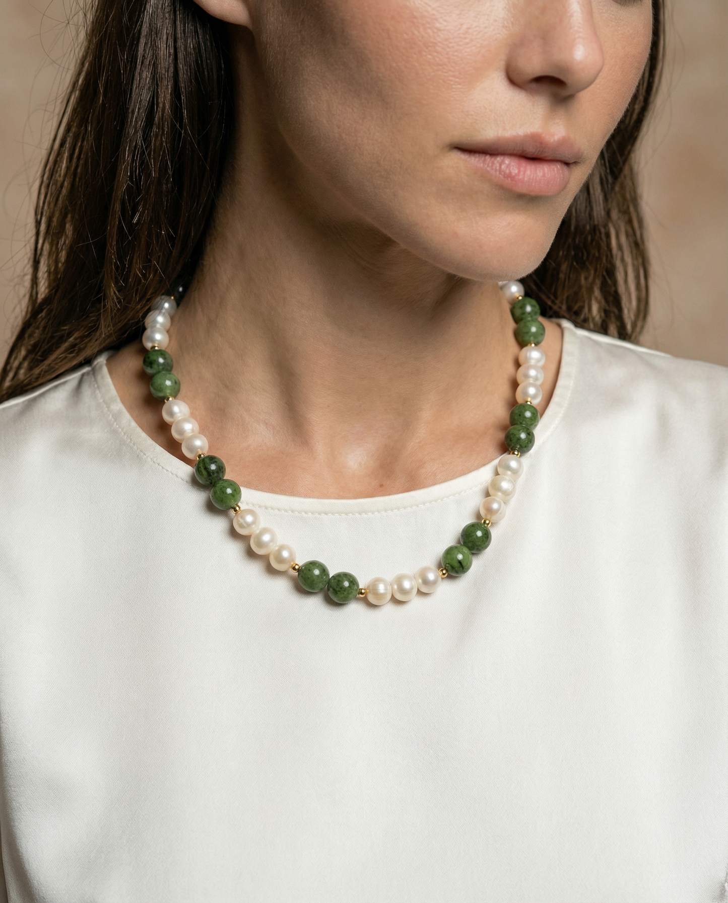 Beauty Jade Pearl Choker